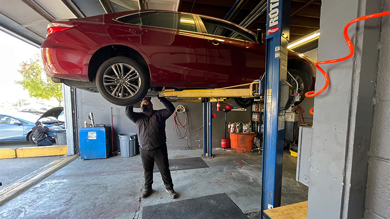 Auto maintenance and repair, wheel alignment, shock absorbers, brakes service and replacement.